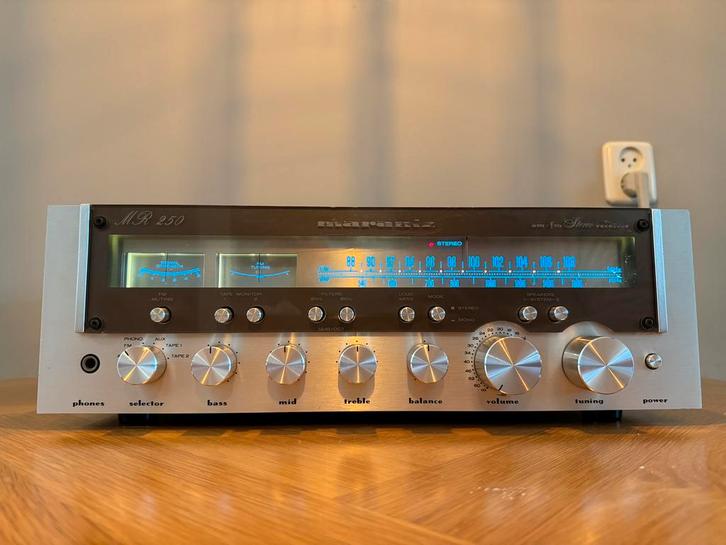 Marantz MR-250 Vintage Receiver, Audio, Tv en Foto, Radio's, Zo goed als nieuw, Ophalen of Verzenden