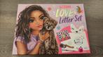 Topmodel Love Letter Set (1envelop, 1sheet ontbreekt) nieuw, Hobby en Vrije tijd, Tekenen, Ophalen of Verzenden, Zo goed als nieuw
