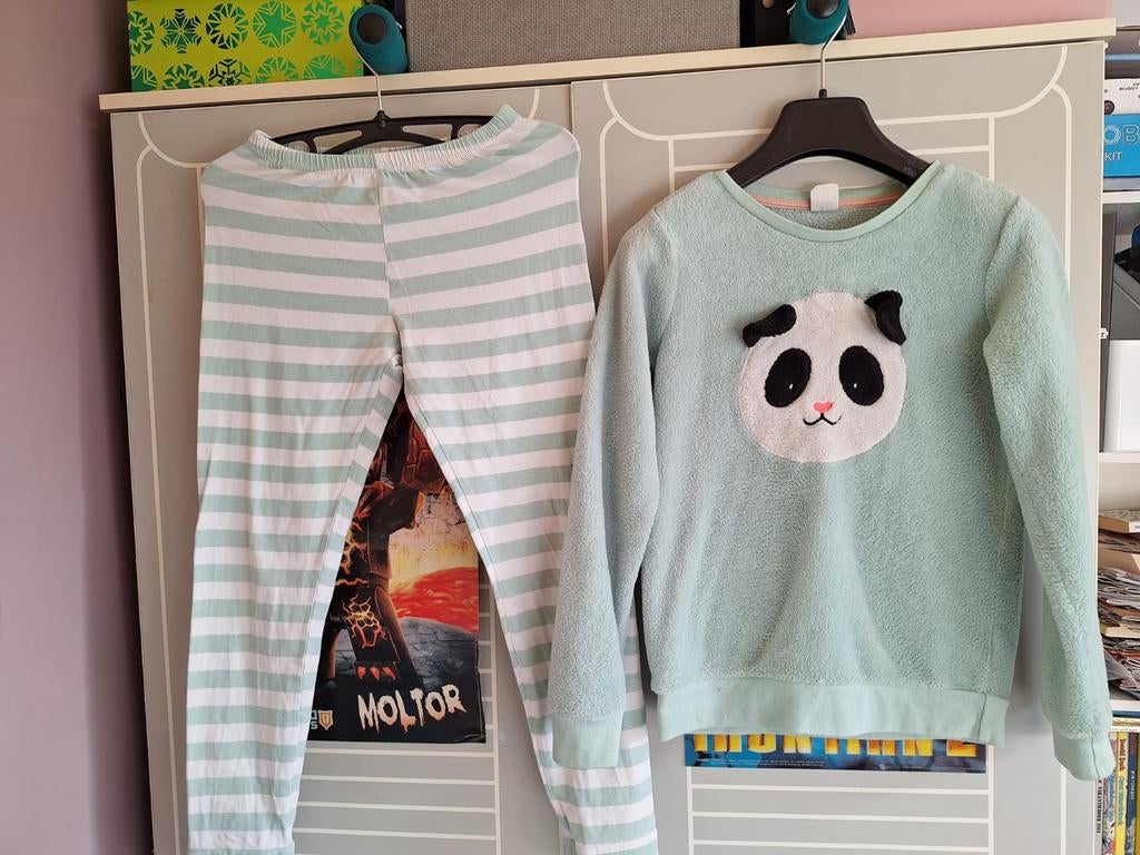Hema pyama mt 146/152, Nacht- of Onderkleding, Meisje, Ophalen of Verzenden, Zo goed als nieuw
