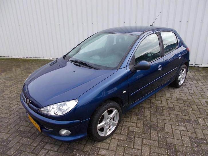 Peugeot 206 1.4 Air-line 3 HB Airco ( APK KEURING BIJ AFLEVE, Auto's, Peugeot, Bedrijf, Te koop, ABS, Airbags, Airconditioning