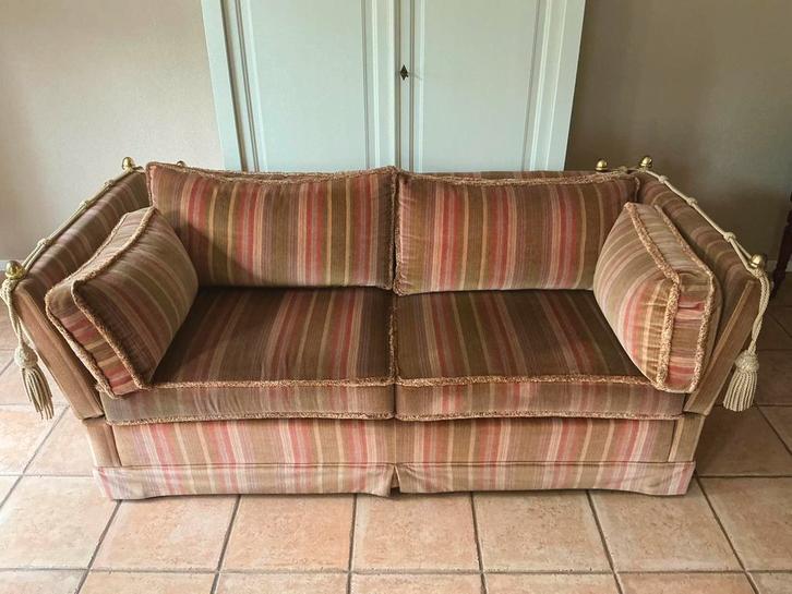 Kasteelbank klassiek vintage, Huis en Inrichting, Banken | Sofa's en Chaises Longues, Gebruikt, Tweepersoons, 150 tot 200 cm, 75 tot 100 cm