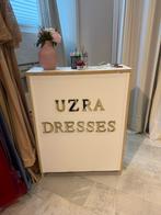 Billy Boekenkast - Praktisch en Stijlvol, Ophalen, Met plank(en), Kunststof, Gebruikt