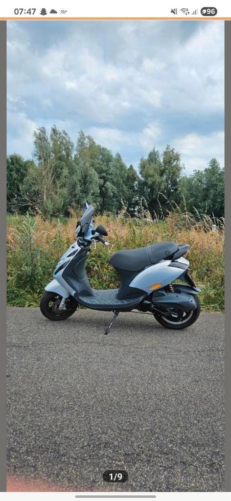 Piaggio Zip 180cc stagegetuned A1, Fietsen en Brommers, Scooters | Piaggio, Nieuw, Zip, Tweetakt, Ophalen