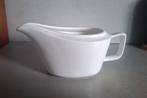 Wit porseleinen sauskom, juskom met oortje, Ophalen of Verzenden, Zo goed als nieuw, Kom(men), Effen