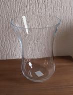 VAAS - stevig glas - 23 cm hoog - MOOIE VORM - NIEUW, Overige kleuren, Nieuw, Ophalen of Verzenden, Glas