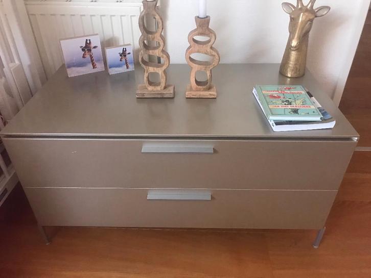 Te koop: twee design kasten, Huis en Inrichting, Kasten | Overige, Gebruikt, Ophalen