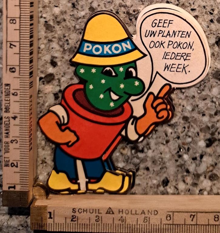 Vintage sticker strip vorm mannetje Pokon plant in pot bloem, Verzamelen, Stickers, Zo goed als nieuw, Overige typen, Ophalen of Verzenden