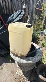 Jerry cans, Tuin en Terras, Minder dan 75 liter, Ophalen of Verzenden, Gebruikt, Kunststof