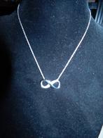 Swarovski ketting infinity teken met swarovski steentjes, Overige materialen, Verzenden, Zo goed als nieuw, Verstelbaar