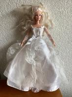Barbie bruidsjurk met roze label, Ophalen of Verzenden, Gebruikt, Pop