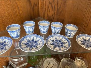 Chinoiserie theesetje  beschikbaar voor biedingen