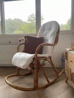 Rotan Schommelstoel met Kussens, Huis en Inrichting, Stoelen, Ophalen, Bruin, Riet of Rotan, Zo goed als nieuw