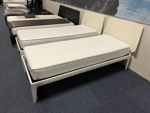 2x Auping Essential bedden (80x200cm)., Huis en Inrichting, Slaapkamer | Bedden, Zo goed als nieuw, Eenpersoons, 80 cm, 200 cm