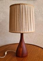 te koop grote houten tafellamp Domus? retro vintage jaren 70, Gebruikt, 50 tot 75 cm, Ophalen of Verzenden, Stof