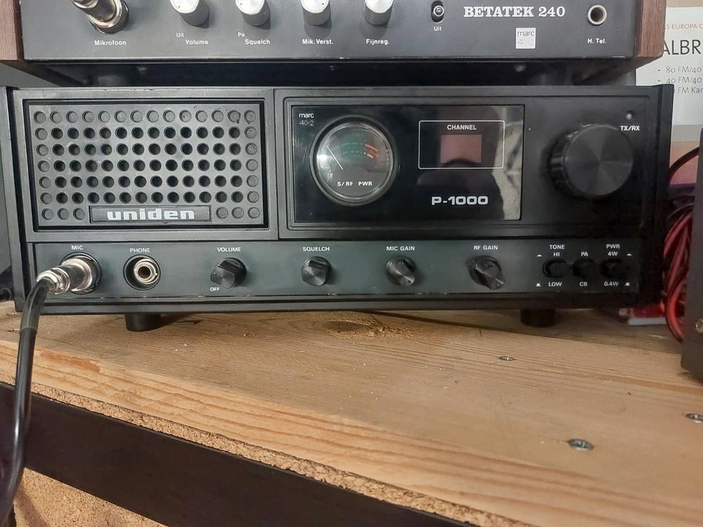 Uniden P1000 27MC Basisbak - 40 Kanalen, 1/10W Schakelbaar, Telecommunicatie, Zenders en Ontvangers, Ophalen of Verzenden