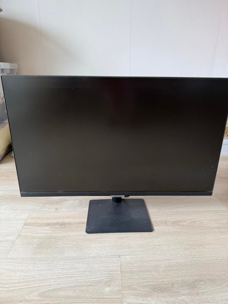Samsung monitor met afstandsbediening, Ophalen, HDMI, Zo goed als nieuw, LED