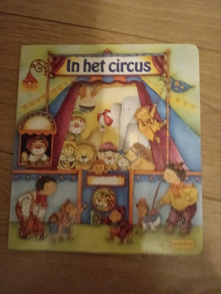 In het circus, Ophalen of Verzenden, Zo goed als nieuw