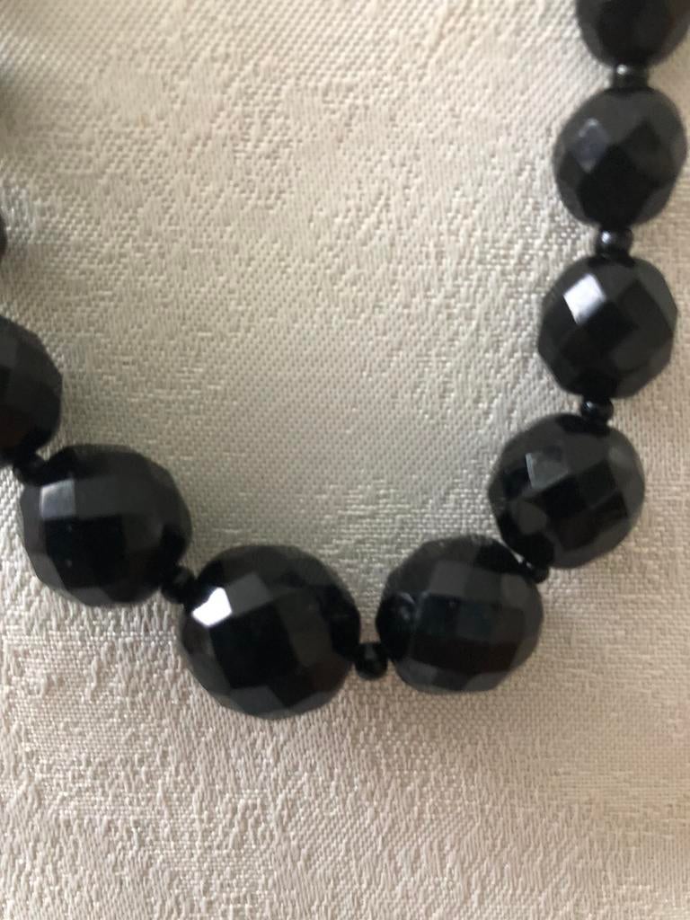 Zwarte gefaccetteerde glaskralen ketting, Sieraden, Tassen en Uiterlijk, Ophalen of Verzenden, Zo goed als nieuw, Zwart, Overige materialen