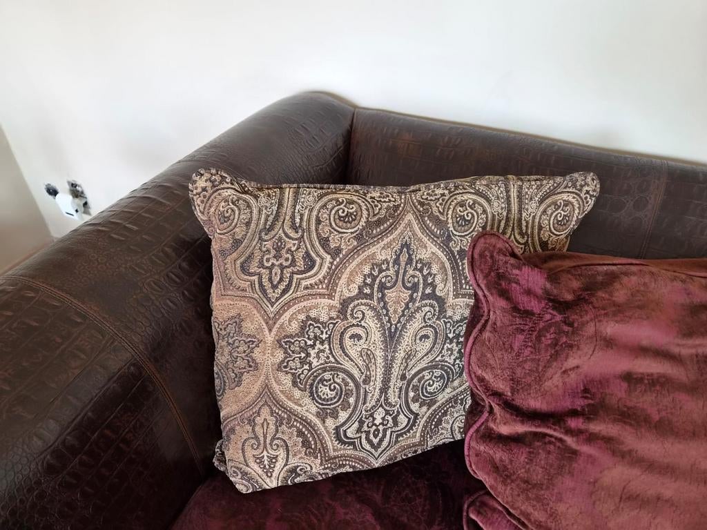 Leren bank met krokodillenprint, model Chesterfield, Ophalen