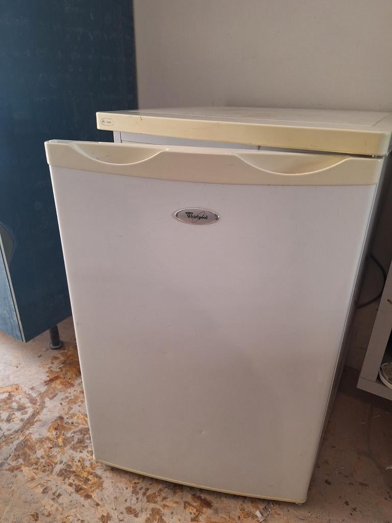 Whirlpool Tafelmodel Koelkast - Direct Ophalen in Utrecht, Witgoed en Apparatuur, Koelkasten en IJskasten, Ophalen, 45 tot 60 cm