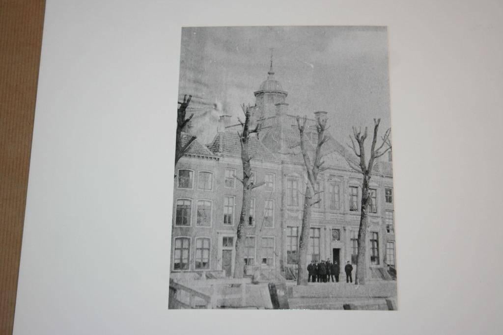 Foto Archief Vlissingen - Lampsinshuis Nieuwendijk 1885, Ophalen of Verzenden, Gelezen
