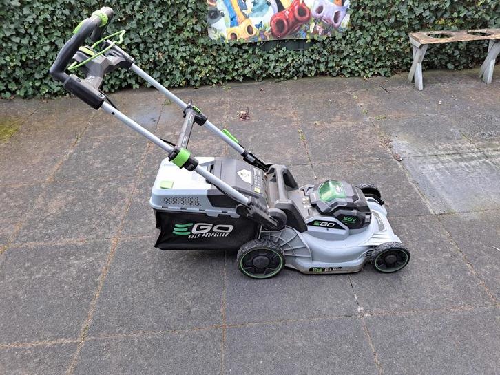 EGO Power+ Accu Grasmaaier - Zelfrijdend, 56V, Tuin en Terras, Grasmaaiers, Zo goed als nieuw, Accu-grasmaaier, 40 t/m 49 cm, Cirkelmaaier