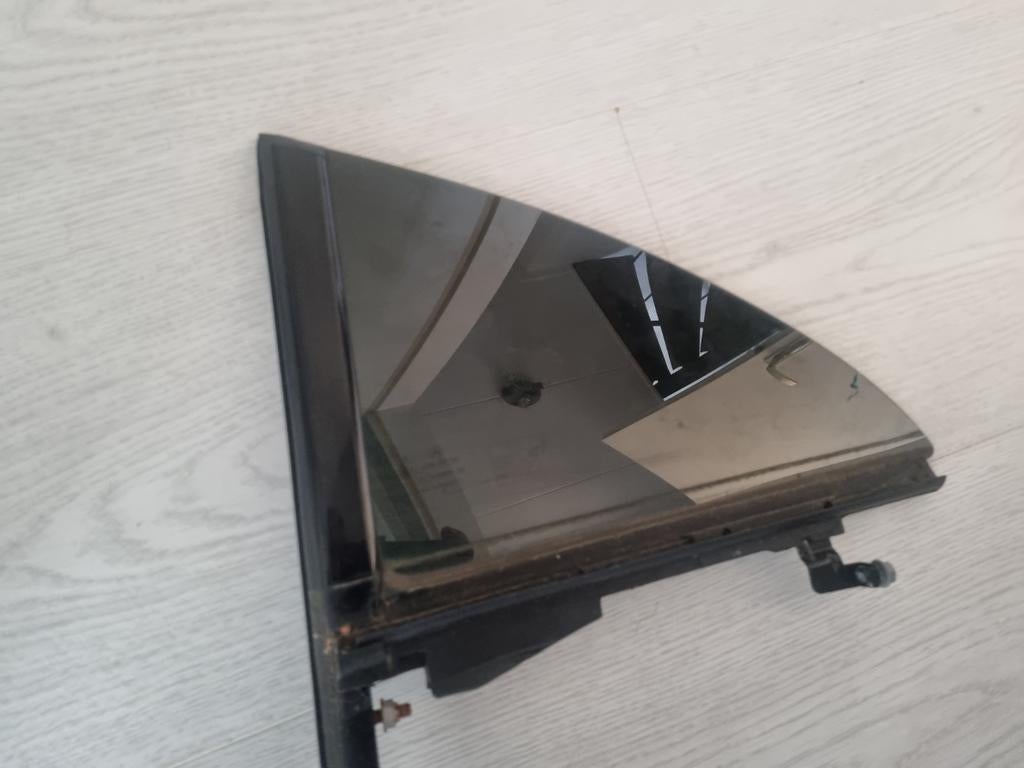 W118 cla schootingbrake glas links achter, Auto-onderdelen, Spiegels, Ophalen of Verzenden