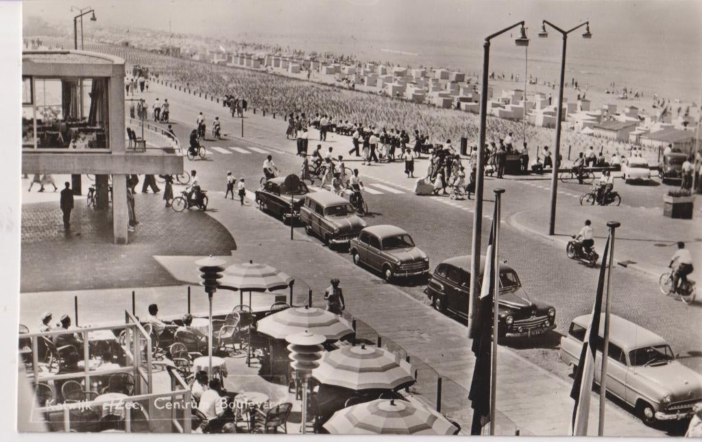 Katwijk aan Zee, Boulevard met auto's, Ophalen of Verzenden, 1940 tot 1960, Ongelopen, Zuid-Holland