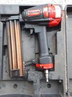 TACKER, NAGEL SCHIET PISTOOL, MERK DUTACK, OP LUCHTDRUK.  , Ophalen, Gebruikt