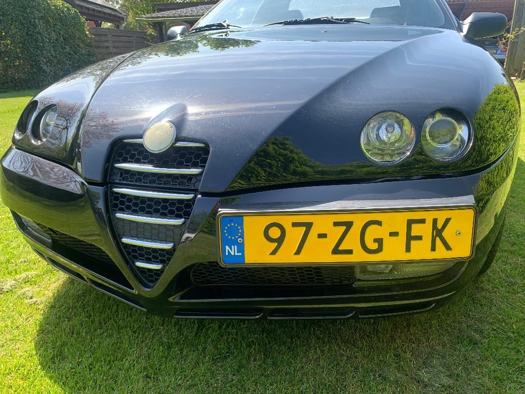 Alfa Romeo Spider 2.0 JTS 2003 Zwart, Auto's, Alfa Romeo, Voorwielaandrijving, 1380 kg, Zwart, Cabriolet