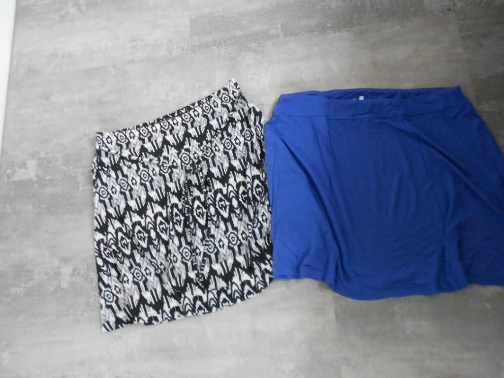 Set rokjes, blauwe Miss Etam, zwart/witte Musthave, maat XL, Kleding | Dames, Rokken, Overige kleuren, Maat 46/48 (XL) of groter