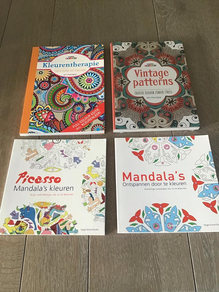 Mandala's & Kleurentherapie Boeken - Ontspanning & Creativit, Boeken, Ophalen of Verzenden, Zo goed als nieuw, Tekenen en Schilderen