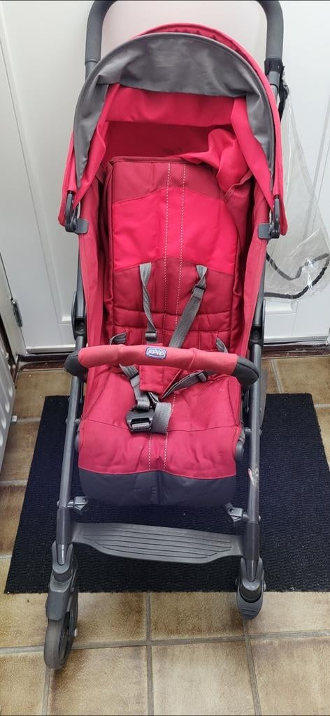 Rode Chicco baby buggy met zonnekap en regenhoes, Ophalen