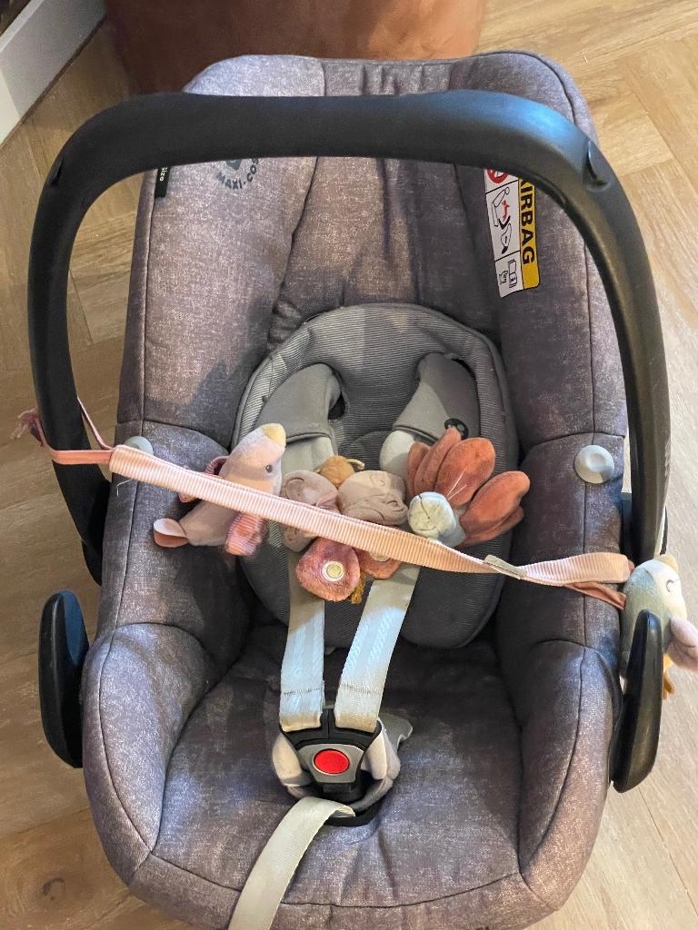 Maxi Cosi pebble pro, Ophalen, Autogordel of Isofix, Gebruikt, 0 t/m 18 kg