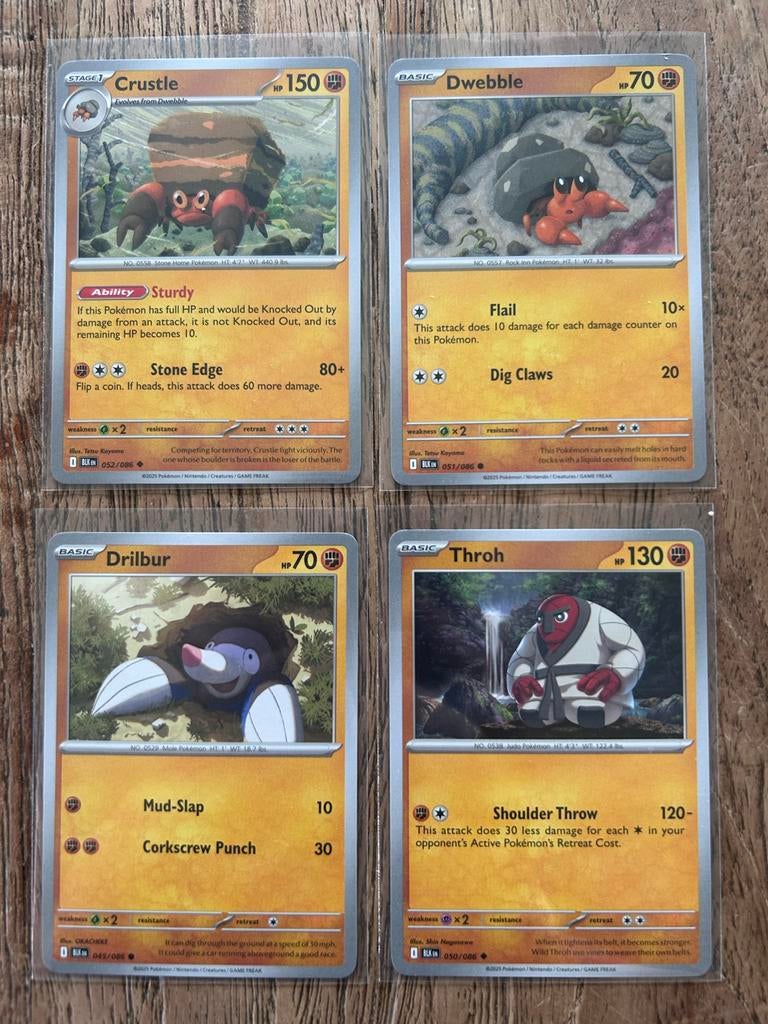 Pokémon kaarten: Crustle, Dwebble, Drilbur, Throh, Ophalen of Verzenden, Gebruikt, Meerdere kaarten