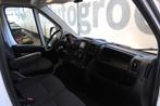 Peugeot Boxer 330 2.2 BlueHDi 140 L2H2 Premium | Incl. 12 ma, Voorwielaandrijving, 12 maanden, Stof, Gebruikt