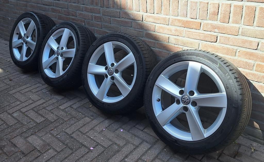 VW polo Highline velgen 215/45/16  5 gaats, Ophalen, 16 inch, Banden en Velgen, Personenwagen