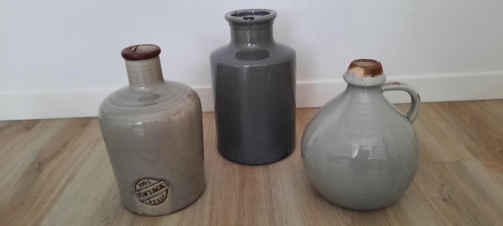 3 kruiken, Huis en Inrichting, Woonaccessoires | Vazen, Ophalen, Overige kleuren, Aardewerk of Porselein, Zo goed als nieuw