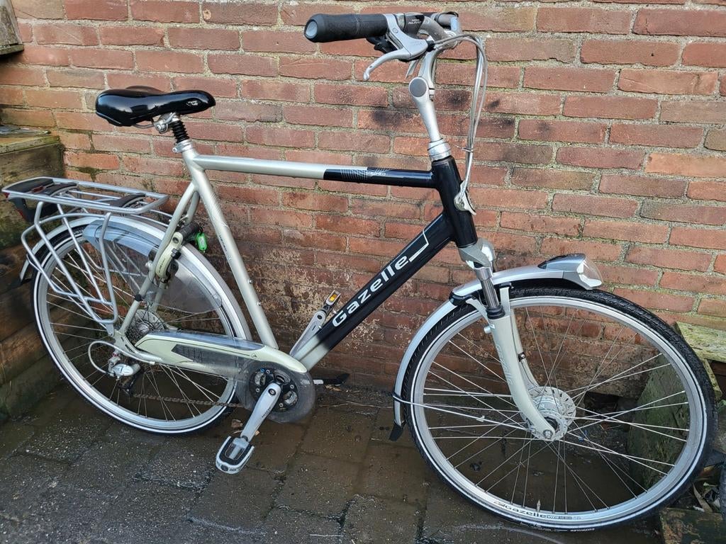 Mooie hoge Gazelle Medeo herenfiets Deore 24V- geveerd 65cm!, Ophalen, Versnellingen, Zo goed als nieuw, 65 cm of meer