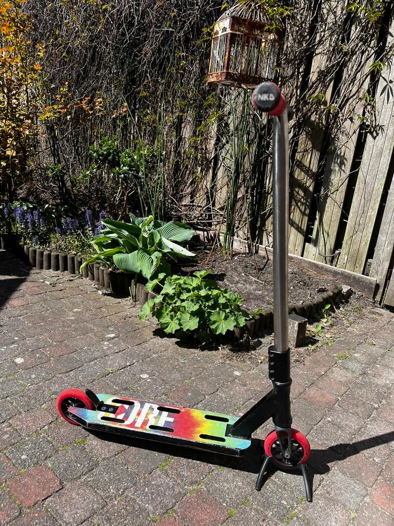 Custom stuntstep met titanium bars, Ophalen, Zo goed als nieuw, Gewone step