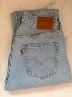 Levi's 501 '90s Jeans - Lichtblauw - W28 L32, Ophalen of Verzenden, Zo goed als nieuw, Blauw, W28 - W29 (confectie 36)