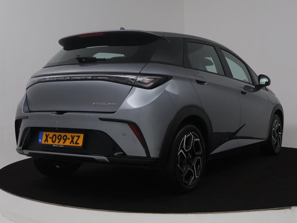 BYD Dolphin Comfort 60.4 kWh | Origineel NL! | NAP!, Auto's, BYD, Gebruikt, Zwart, 33 min, 204 pk