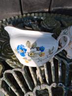 Melkkannetje Kahla met gele, blauwe en witte bloemen, Ophalen of Verzenden