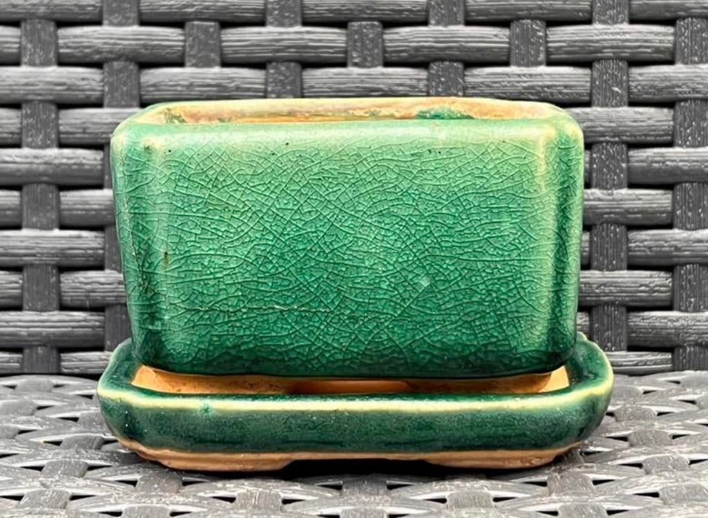 Bonsai pot + onderzetter groen geglazuurd 8,4x6,8x5,1, Tuin en Terras, Bloempotten, Ophalen of Verzenden, Zo goed als nieuw, Aardewerk