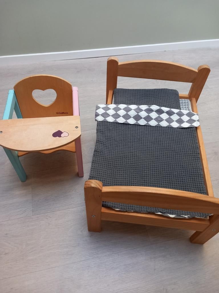 Poppenbedje en poppenstoeltje, Ophalen, Gebruikt, Babypop