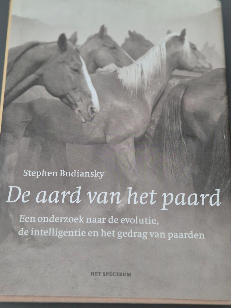 De aard van het paard, Gelezen, Verzenden, Stephen Budiansky, Paarden of Pony's