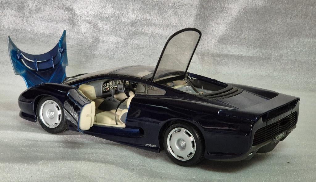 Jaguar XJ220 Modelauto 1:18, Ophalen of Verzenden, Zo goed als nieuw, Auto, Maisto