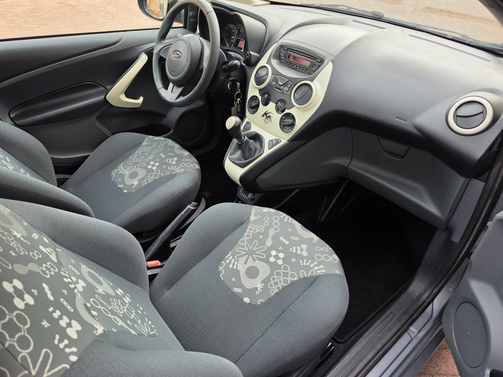Ford Ka | NL Auto | Airco | 1.2 Cool & Sound s/s (bj 2012), Auto's, Ford, Keurmerk '100% Onderhouden', Euro 5, Stof, Gebruikt