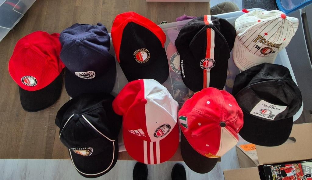 Feyenoord petten, Ophalen, Zo goed als nieuw, Feyenoord, Pet of Muts