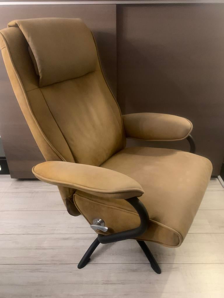 Fauteuil Vincent, Taupe/Bruin, Leen Bakker, Ophalen, Minder dan 75 cm, Strak, comfortabel, modern, Zo goed als nieuw